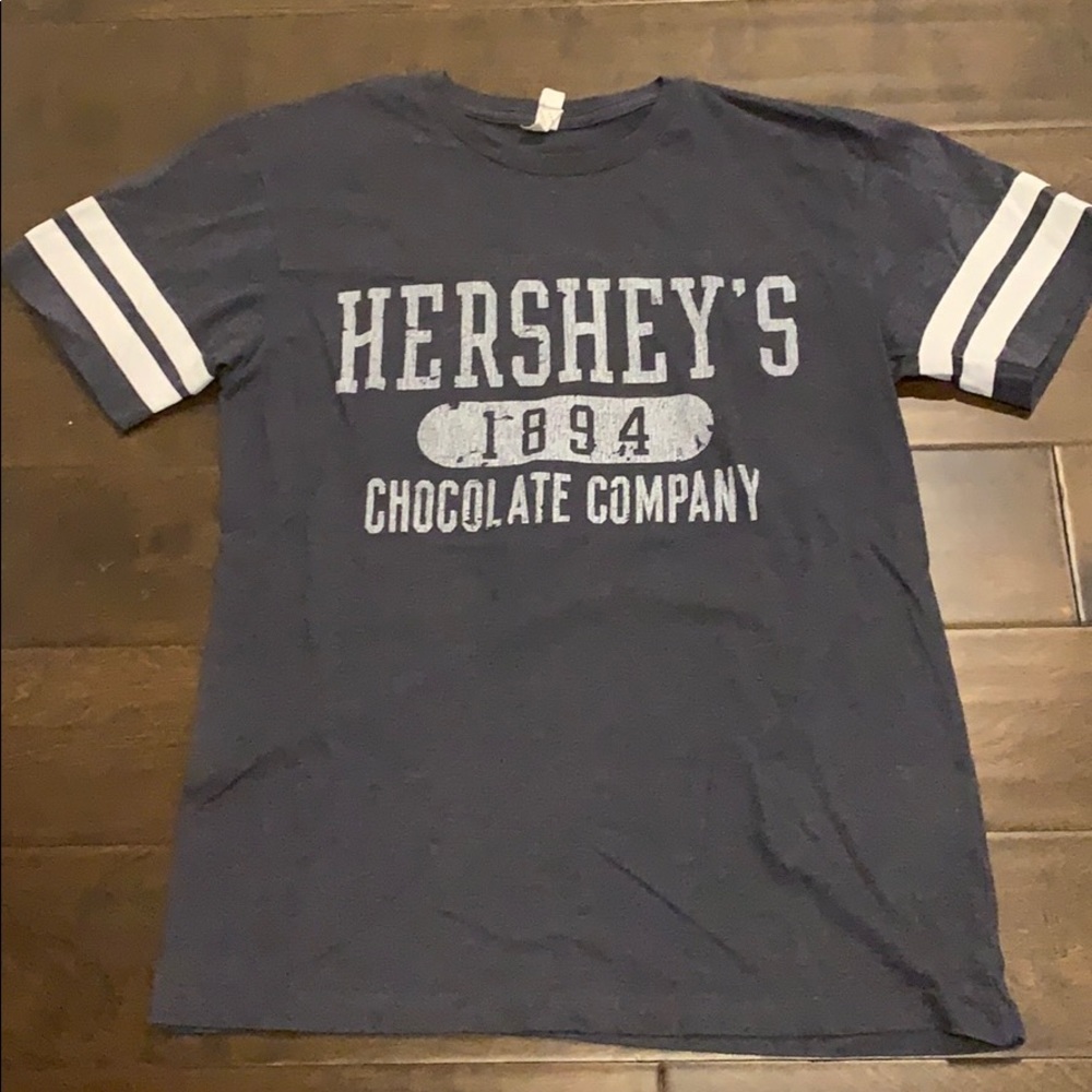 Nwot Hershey’s Chocolate Company Tee